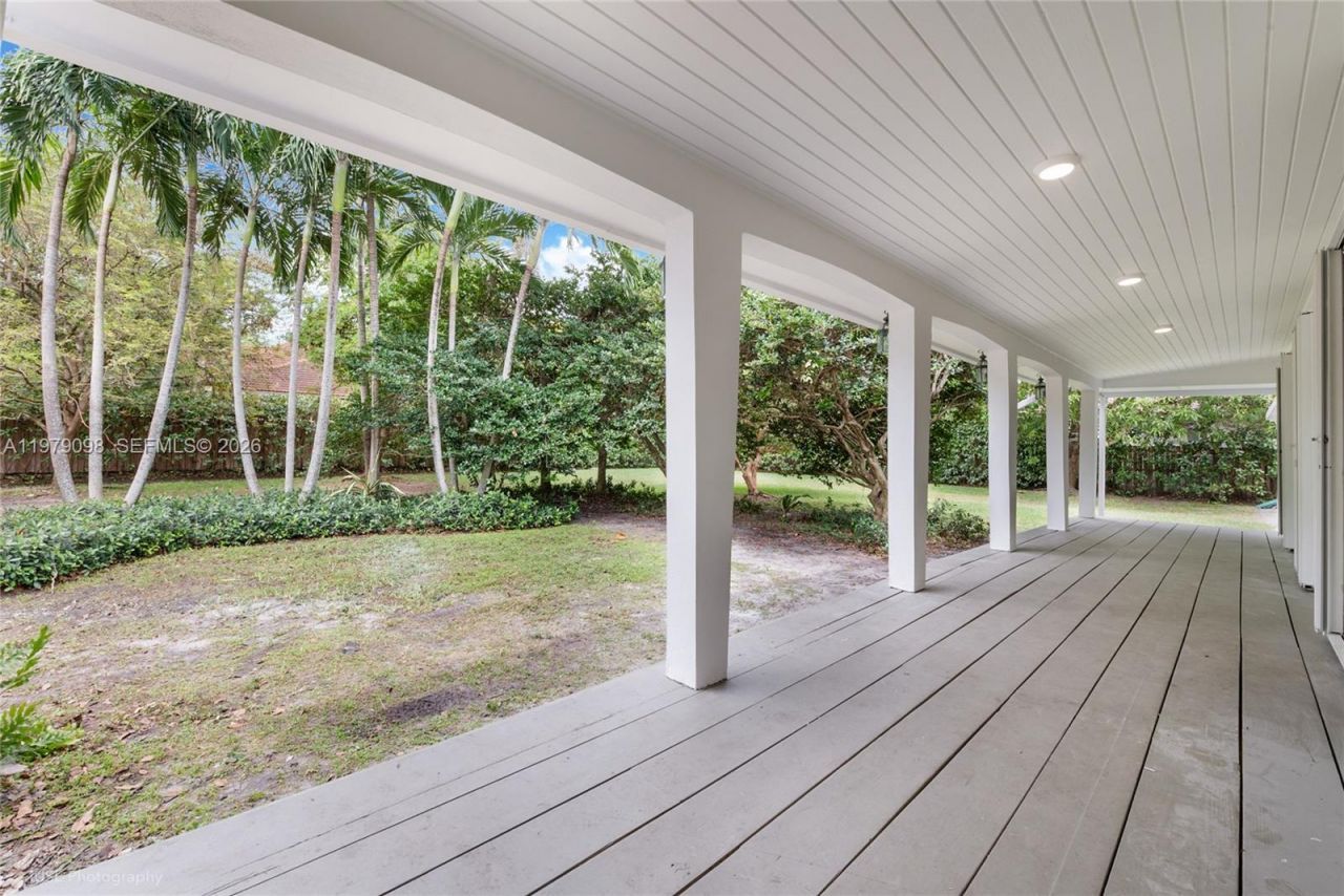 9330 SW 72nd Ave , Pinecrest, FL 33156 Photo