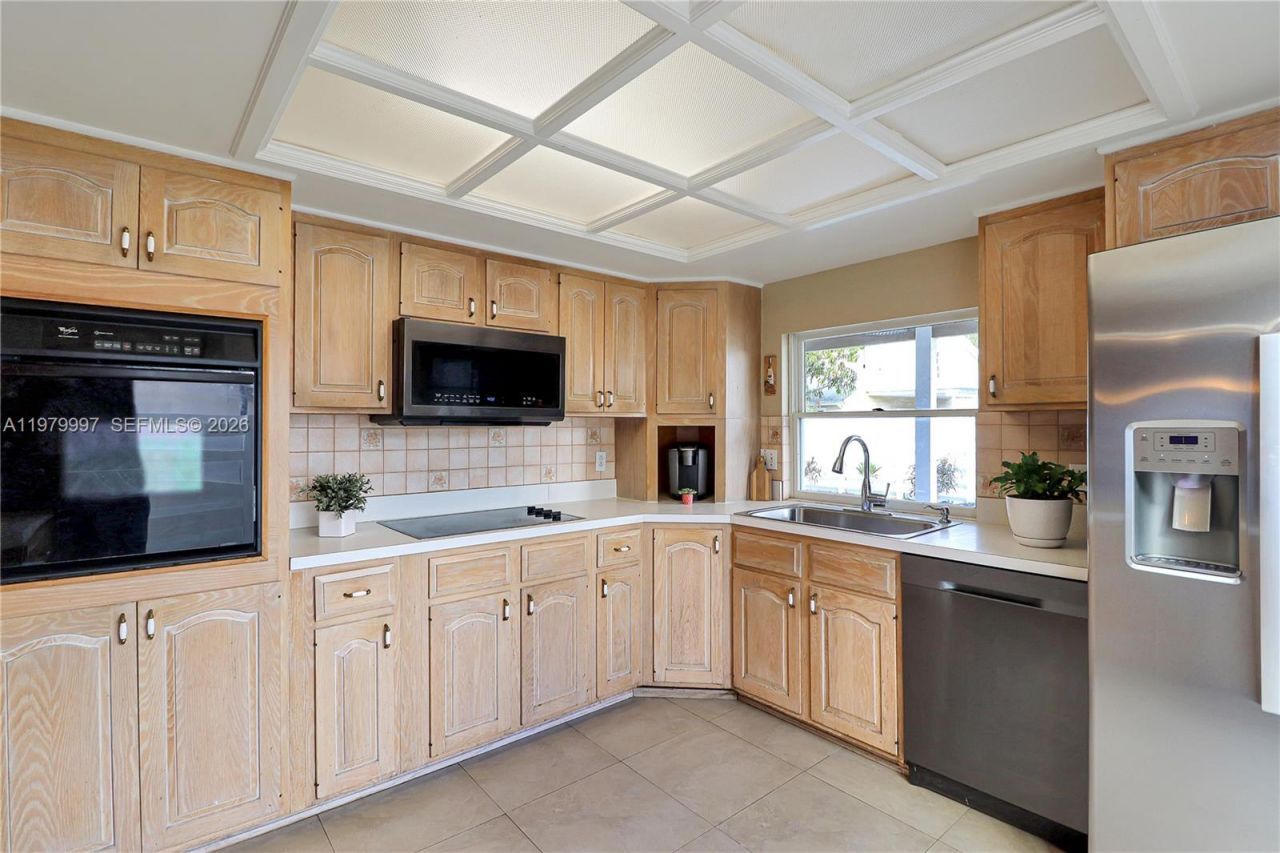 14141 SW 146th Ter, Miami, FL 33186 Photo