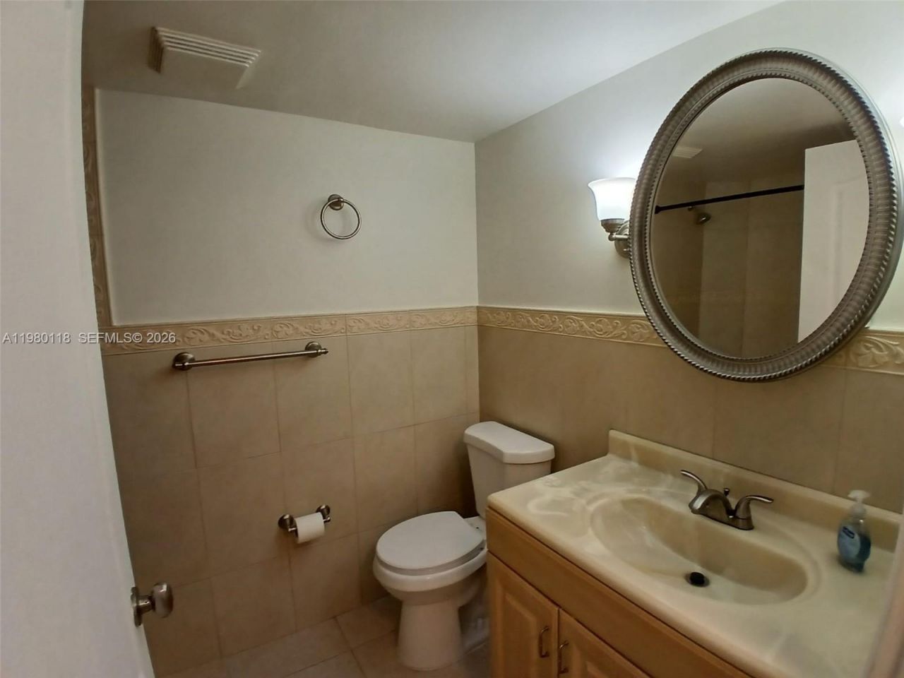 9735 Fontainebleau Blvd , Unit G106, Miami, FL 33172 Photo