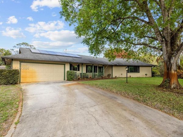 410 45th Ave , Vero Beach, FL 32968