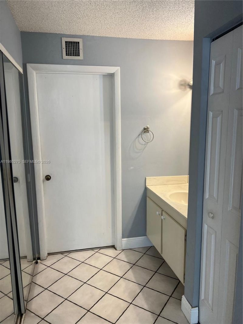 8810 SW 132nd Pl, Unit 307DN, Miami, FL 33186 Photo