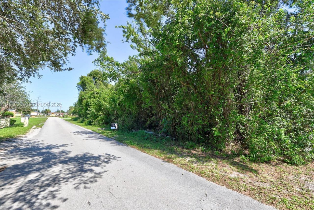 3401 Avenue L , Fort Pierce, FL 34947 Photo