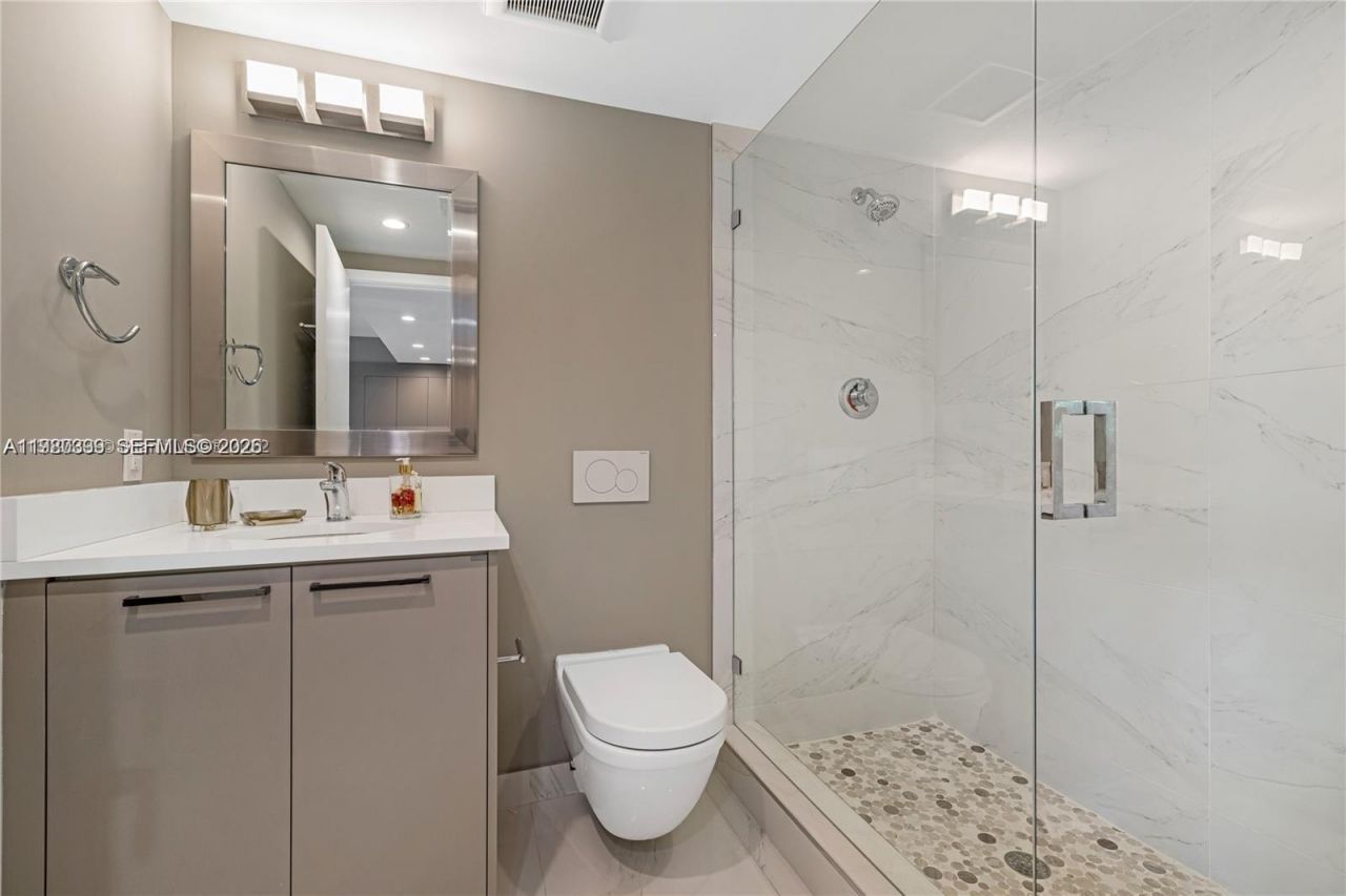 1150 101st St, Unit 202, Bay Harbor Islands, FL 33154 Photo