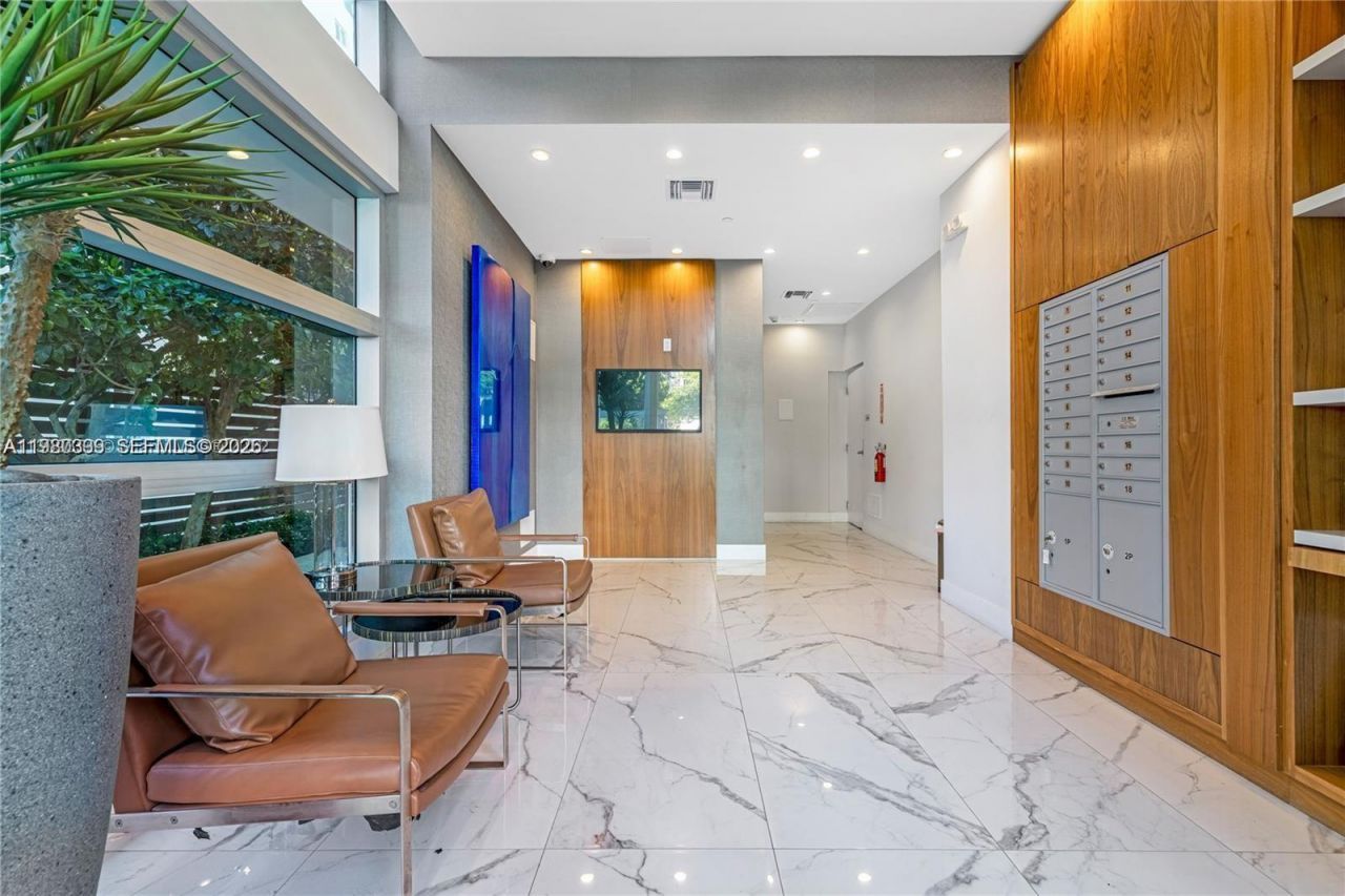 1150 101st St, Unit 202, Bay Harbor Islands, FL 33154 Photo