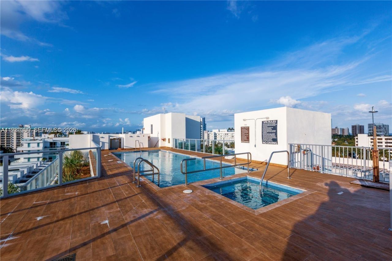 1150 101st St, Unit 202, Bay Harbor Islands, FL 33154 Photo