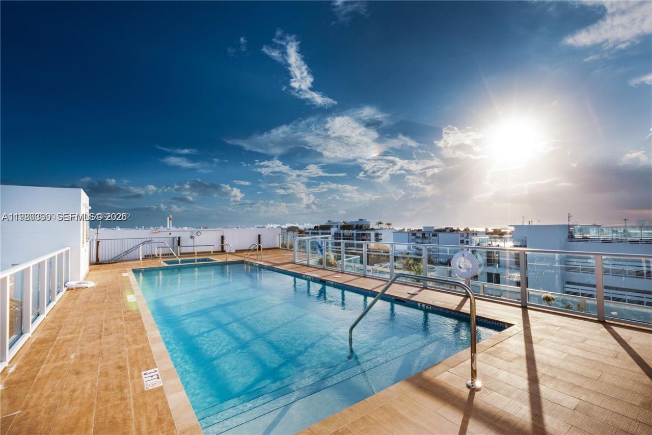 1150 101st St, Unit 202, Bay Harbor Islands, FL 33154 Photo