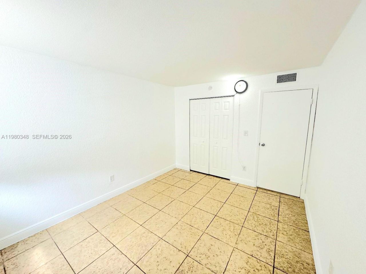 1805 W 56th St , Unit 202, Hialeah, FL 33012 Photo