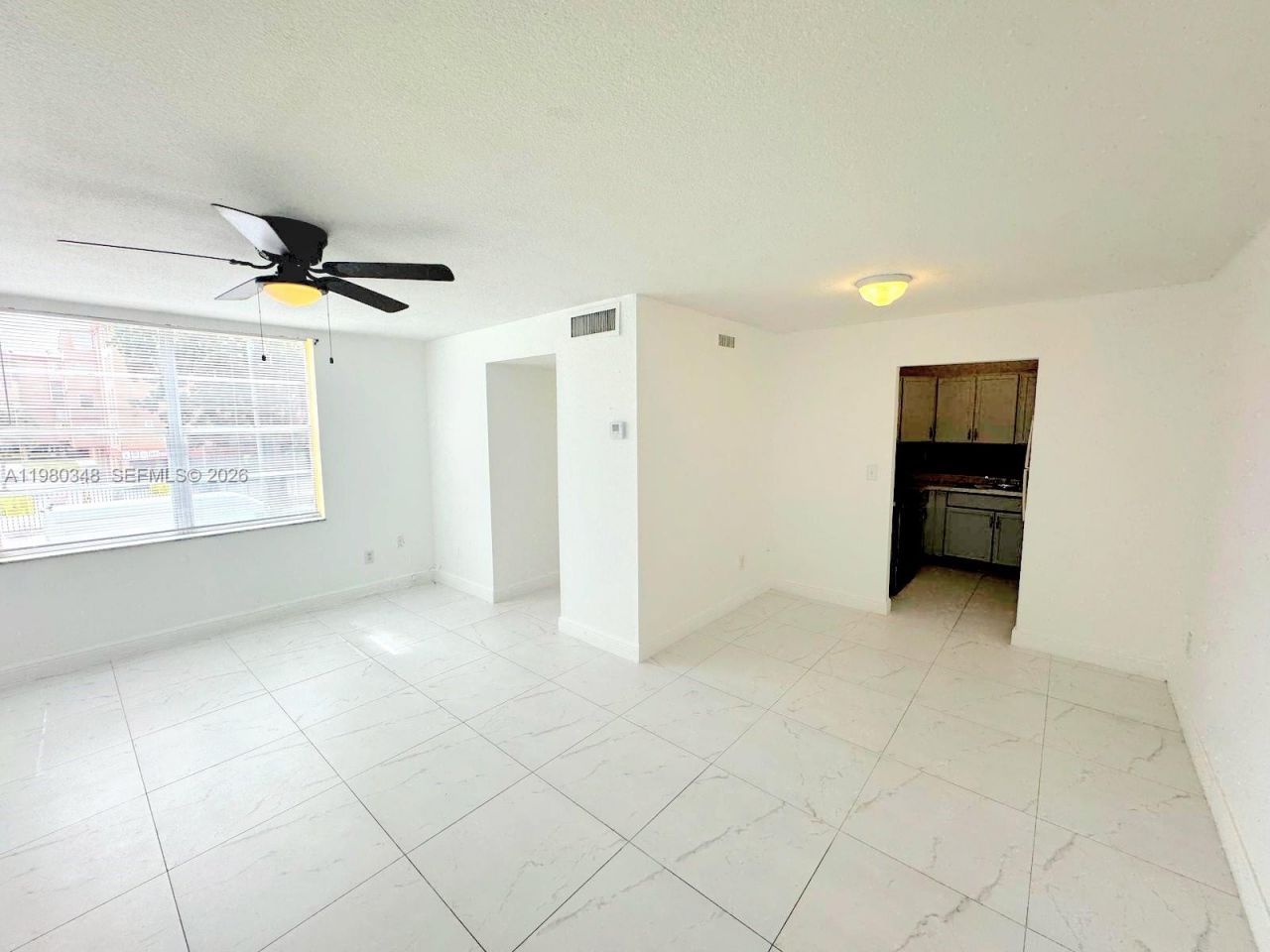 1805 W 56th St , Unit 202, Hialeah, FL 33012 Photo