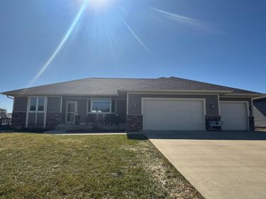 1755 Wood Duck Lane NE, Owatonna, MN 55060
