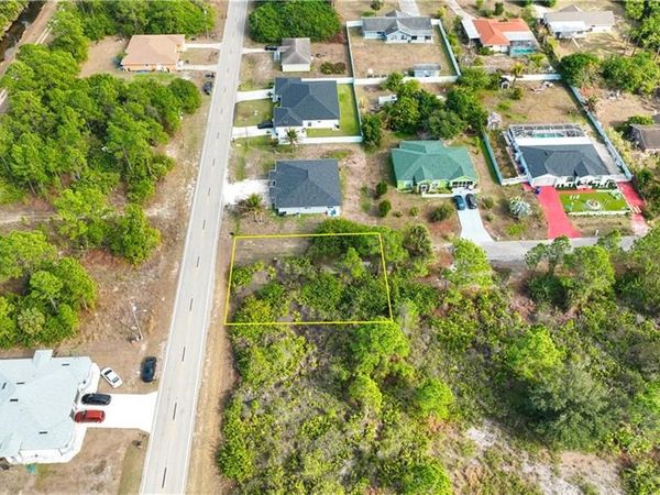 14 E 12th ST , LEHIGH ACRES, FL 33972