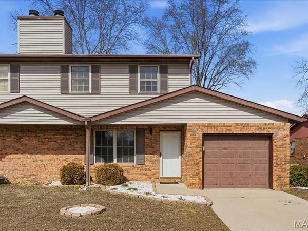 739 Oxen Drive, Belleville, IL 62221