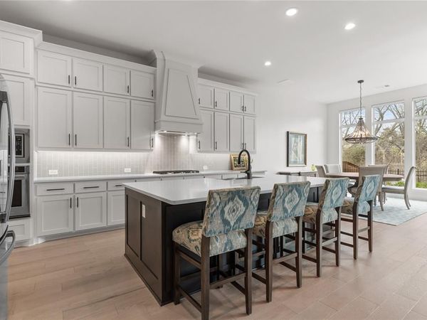 400 Fema Valle Drive, McKinney, TX 75071