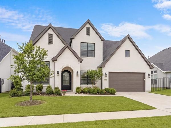 400 Fema Valle Drive , McKinney, TX 75071