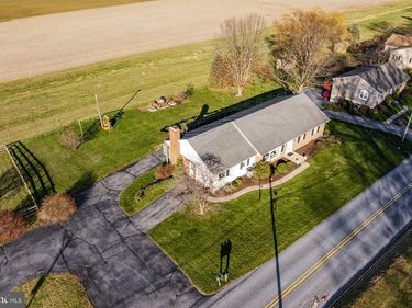 159 EDGEWOOD DRIVE, NEW HOLLAND, PA 17557