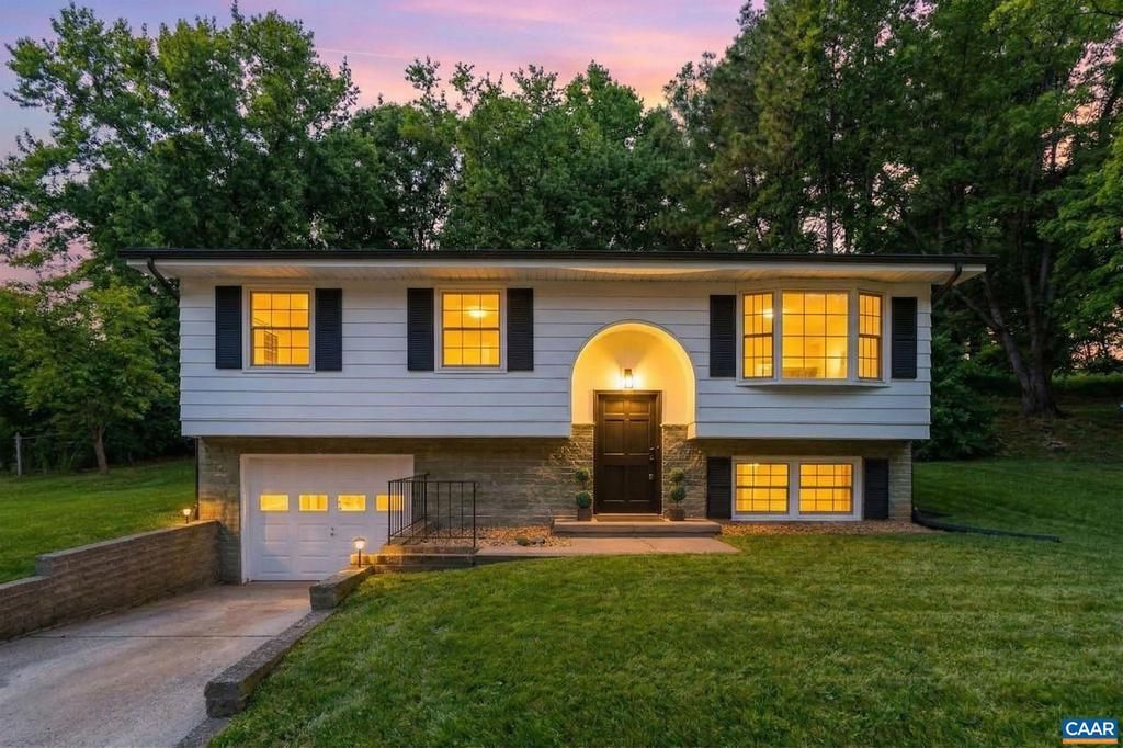 94 Audubon St, Staunton, VA 24401 Main Photo