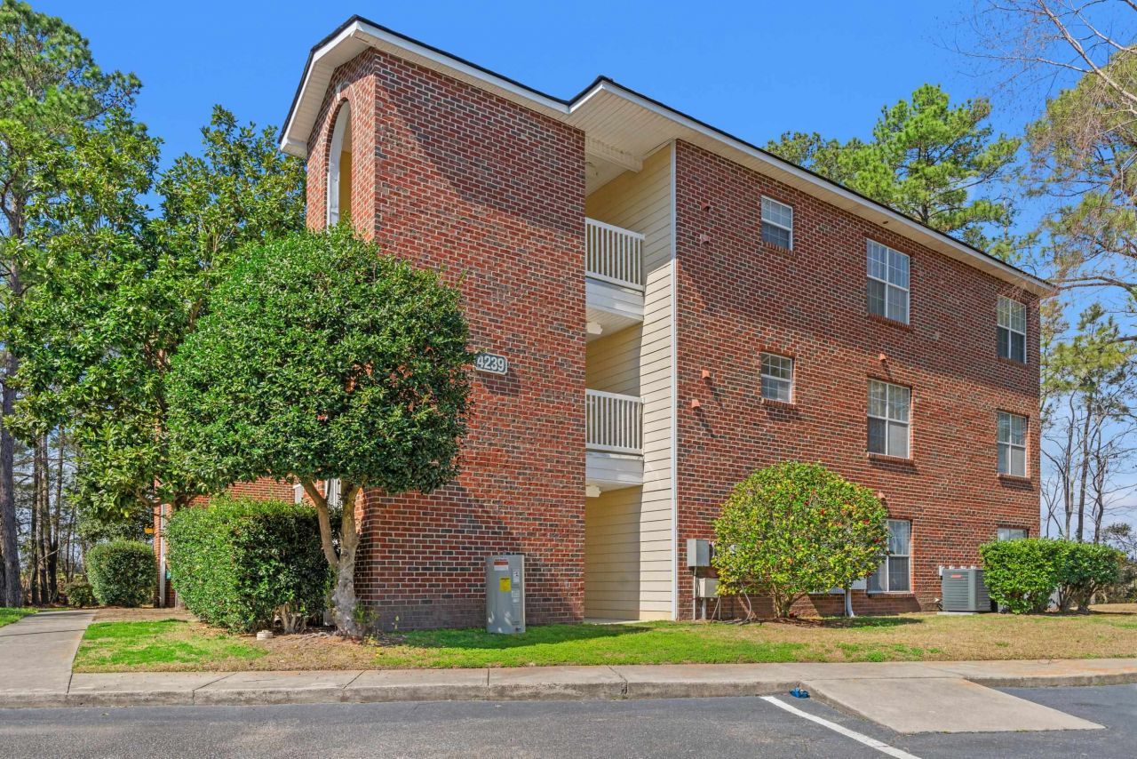 4239 Villas Dr. Photo 20