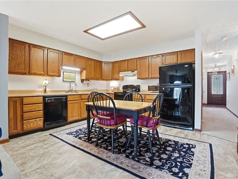 3147 Kerry Drive, Beavercreek, OH 45434 Photo 9