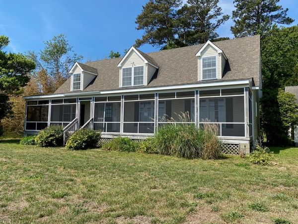 2 Beach Road, REEDVILLE, VA 22539