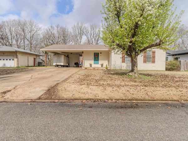 74 Sundale Circle, Paragould, AR 72450