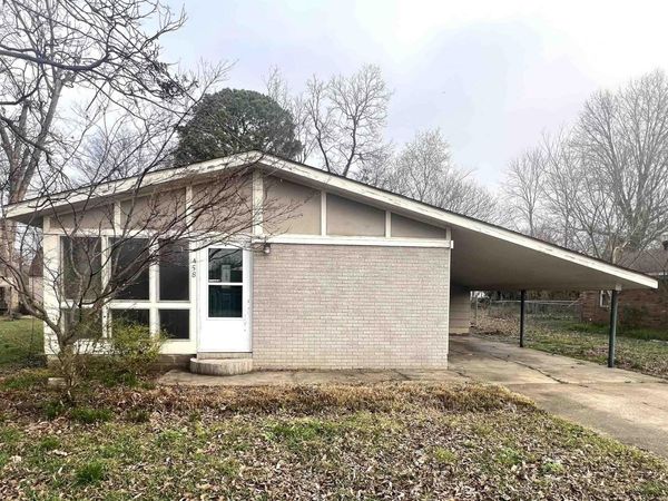 458 Valarie Lane, Piggott, AR 72454