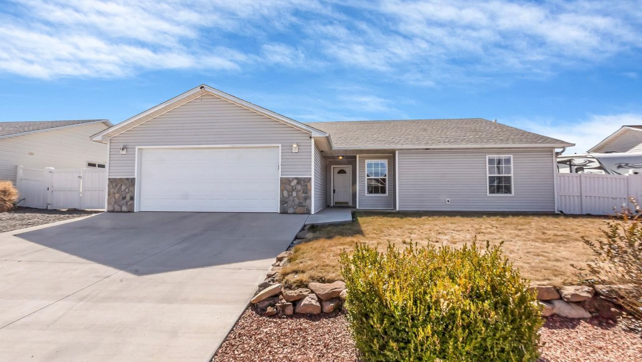2827 B 3/10 Road, Grand Junction, CO 81503 Main Photo