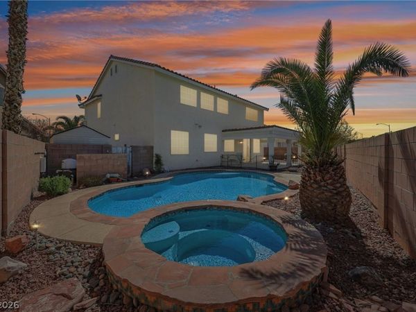 977 Courtney Valley Street , Henderson, NV 89052