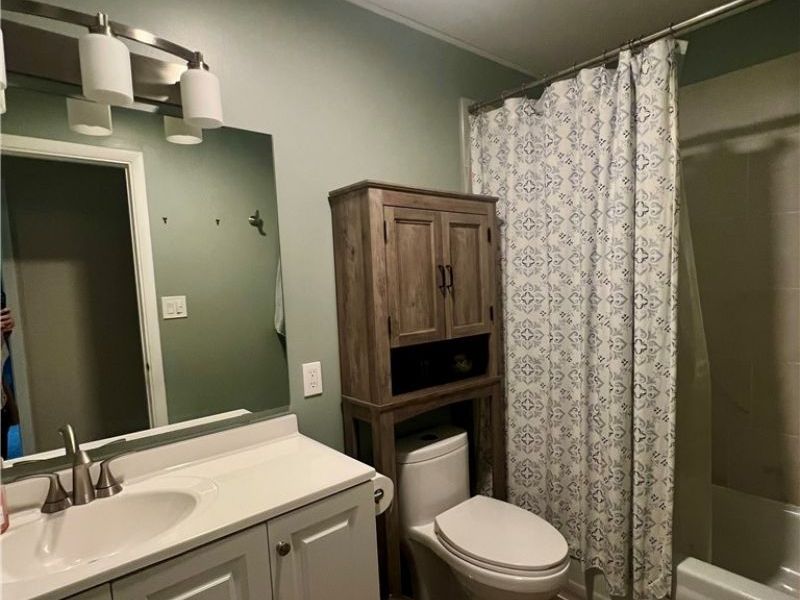 16480 W Heather Lane, Unit 304, Middleburg Heights, OH 44130 Photo 15