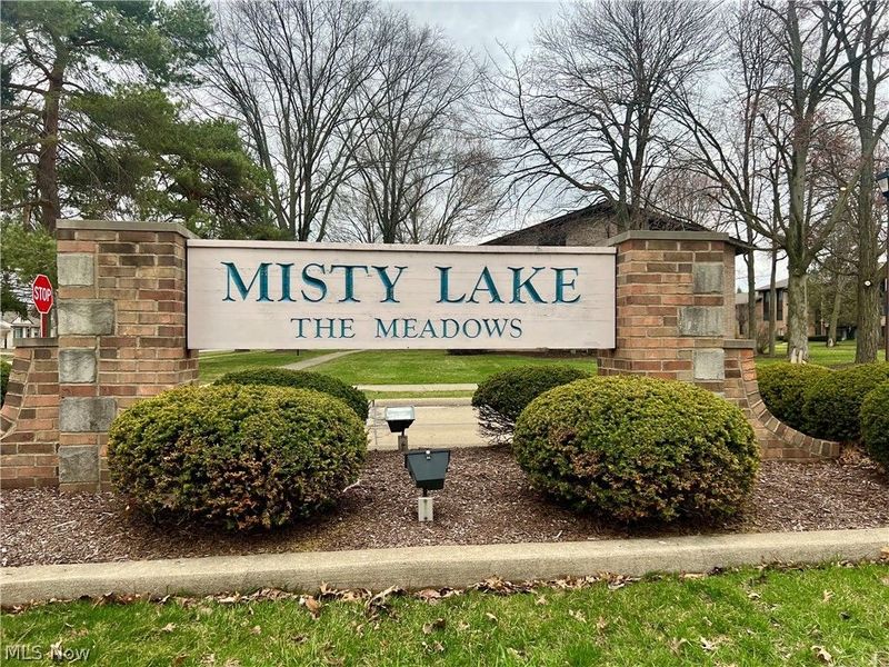 16480 W Heather Lane, Unit 304, Middleburg Heights, OH 44130 Photo 3