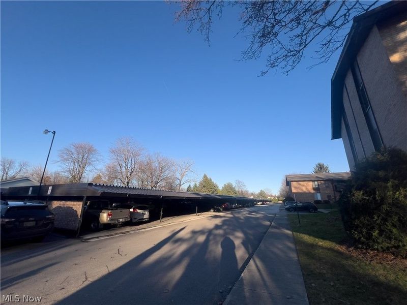 16480 W Heather Lane, Unit 304, Middleburg Heights, OH 44130 Photo 6