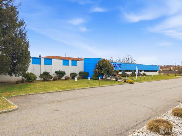 3880 Park Avenue, Edison, NJ 08820