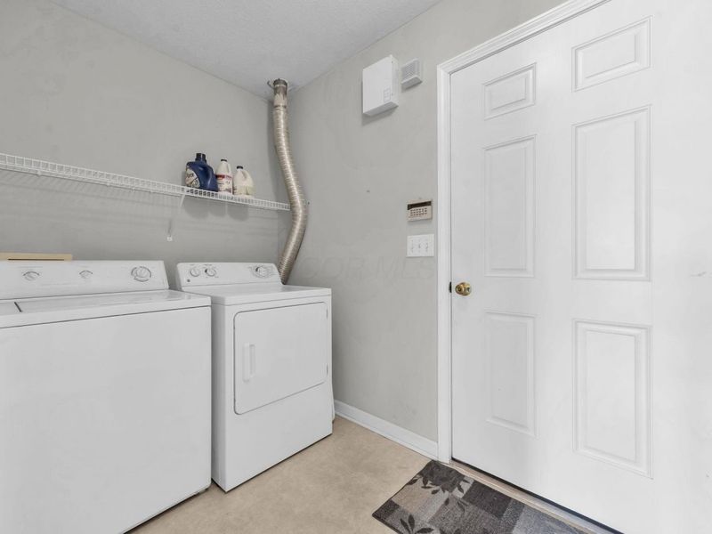 7858 Meadowlark Lane N, Reynoldsburg, OH 43068 Photo 13