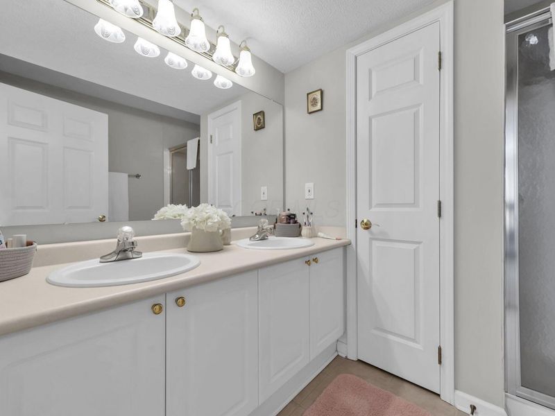 7858 Meadowlark Lane N, Reynoldsburg, OH 43068 Photo 17