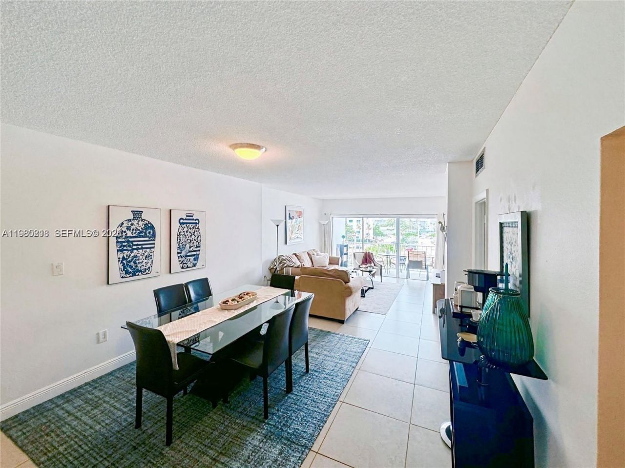 500 Bayview Dr , Unit 325, Sunny Isles Beach, FL 33160 Photo