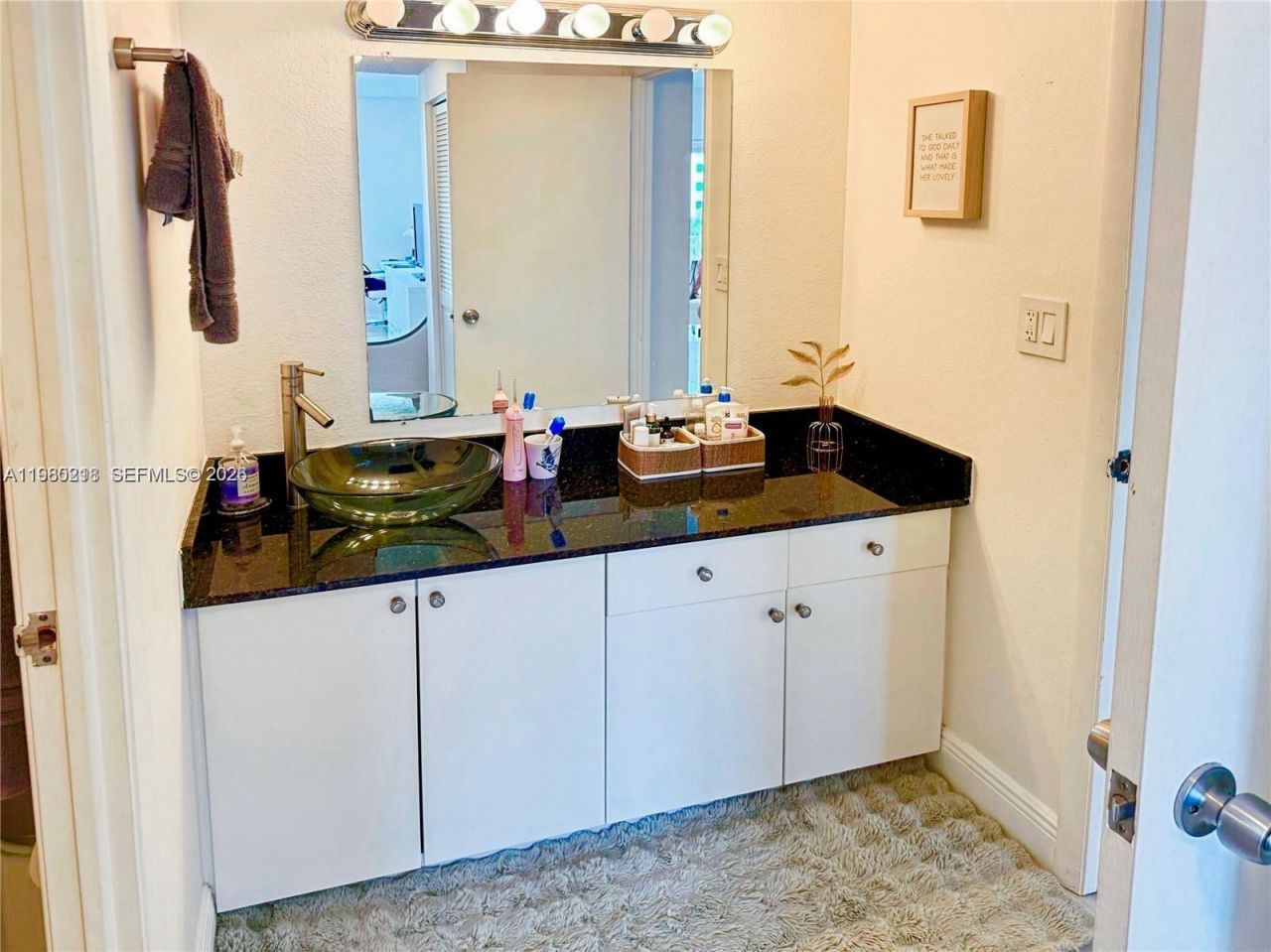 500 Bayview Dr , Unit 325, Sunny Isles Beach, FL 33160 Photo