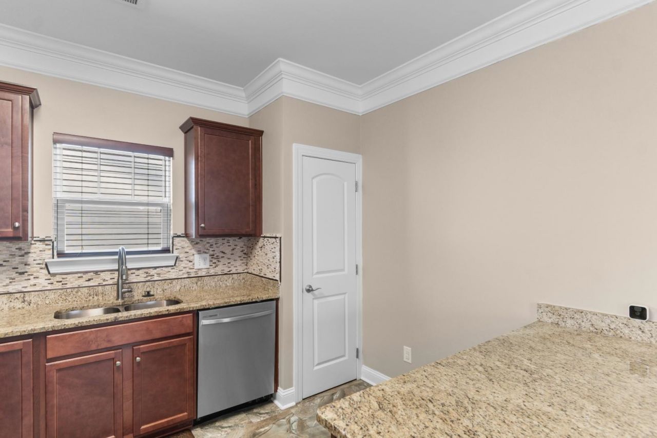 1604 Carsens Ferry Dr. Photo 4