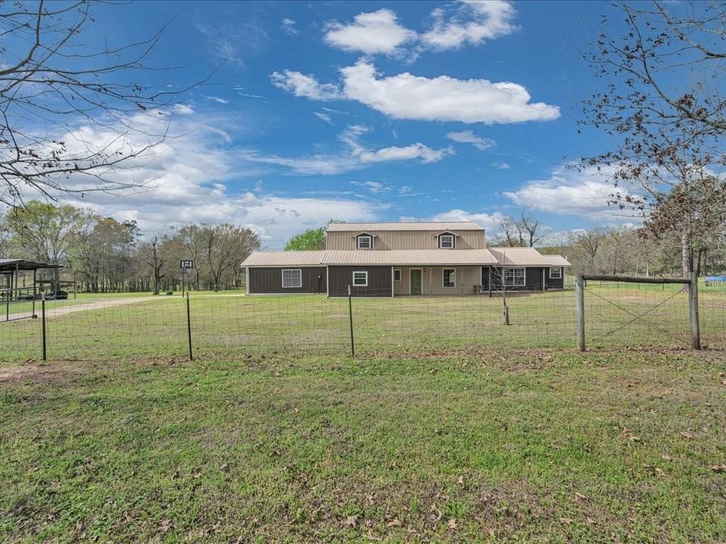 1013 Dewitt Hinson Road, No City, TX 75969 Main Photo