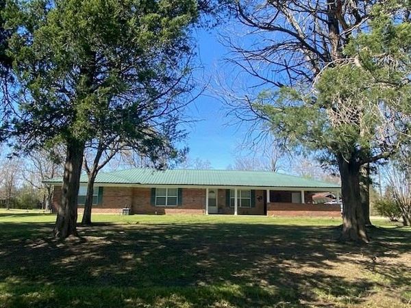 1528 HWY 8 Highway, Sicily Island, LA 71368