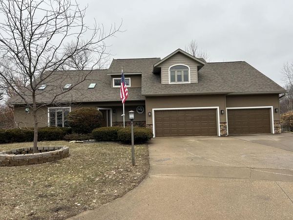 715 Lee DRIVE, West Salem, WI 54669