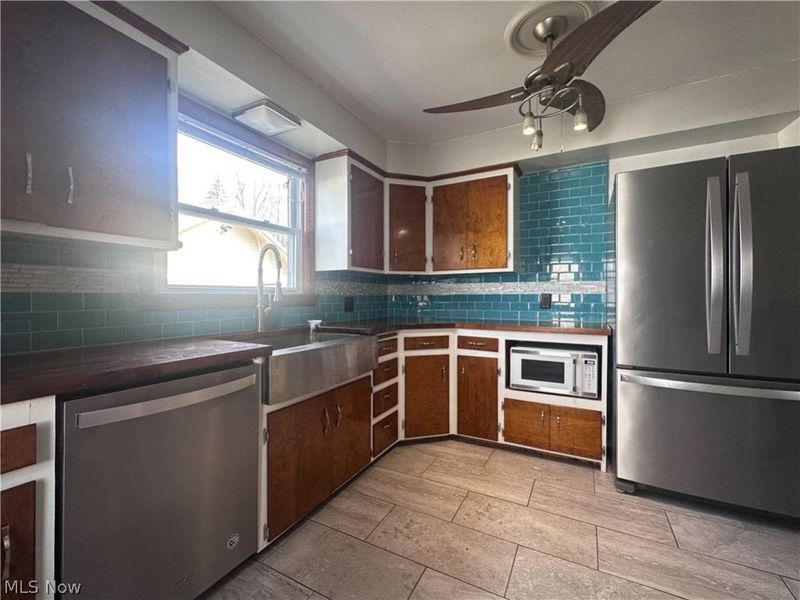 114 Townsend Avenue, Girard, OH 44420 Photo 21