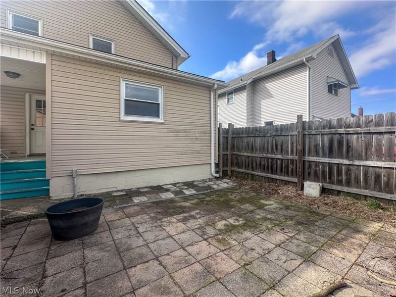 114 Townsend Avenue, Girard, OH 44420 Photo 6