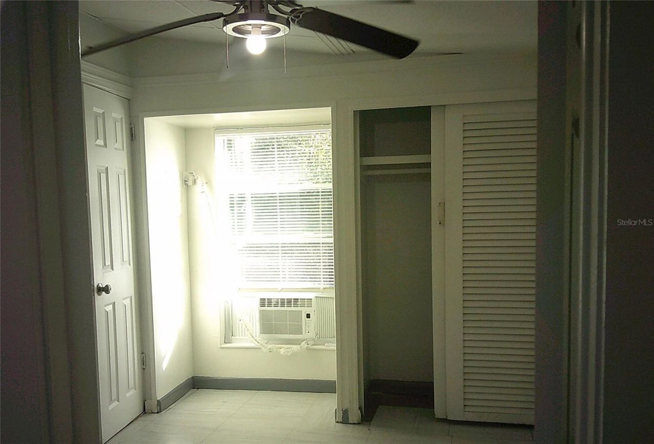 1060 65th Street S, Saint Petersburg, FL 33707 Photo
