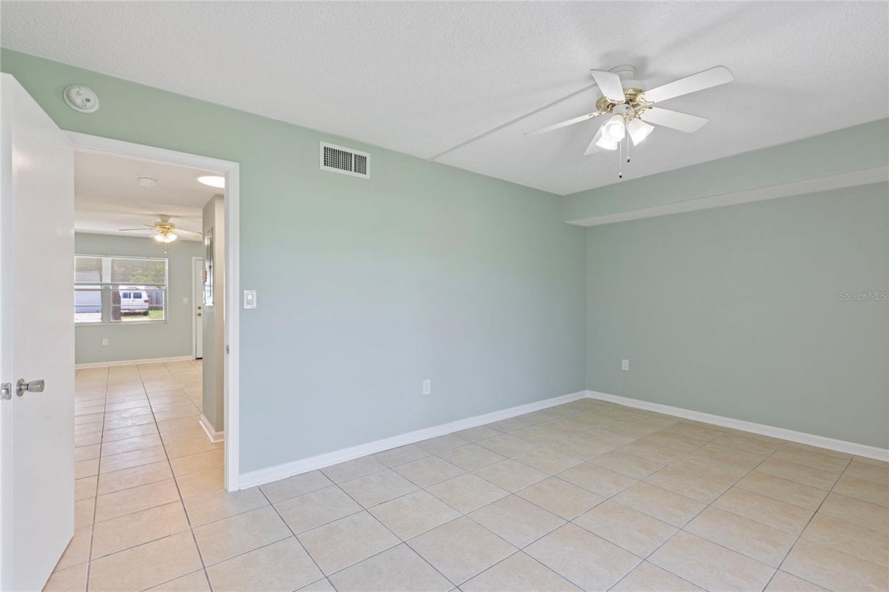 1051 79th Avenue N, Unit 103, Saint Petersburg, FL 33702 Photo