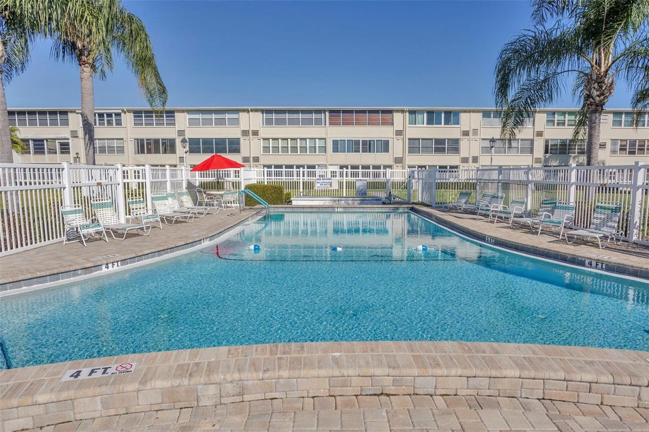 1051 79th Avenue N, Unit 103, Saint Petersburg, FL 33702 Photo