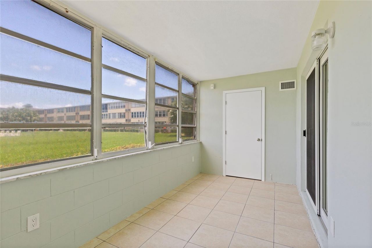 1051 79th Avenue N, Unit 103, Saint Petersburg, FL 33702 Photo