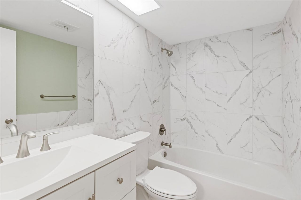 1051 79th Avenue N, Unit 103, Saint Petersburg, FL 33702 Photo