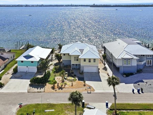 905 CHAPIN BOULEVARD, ENGLEWOOD, FL 34223