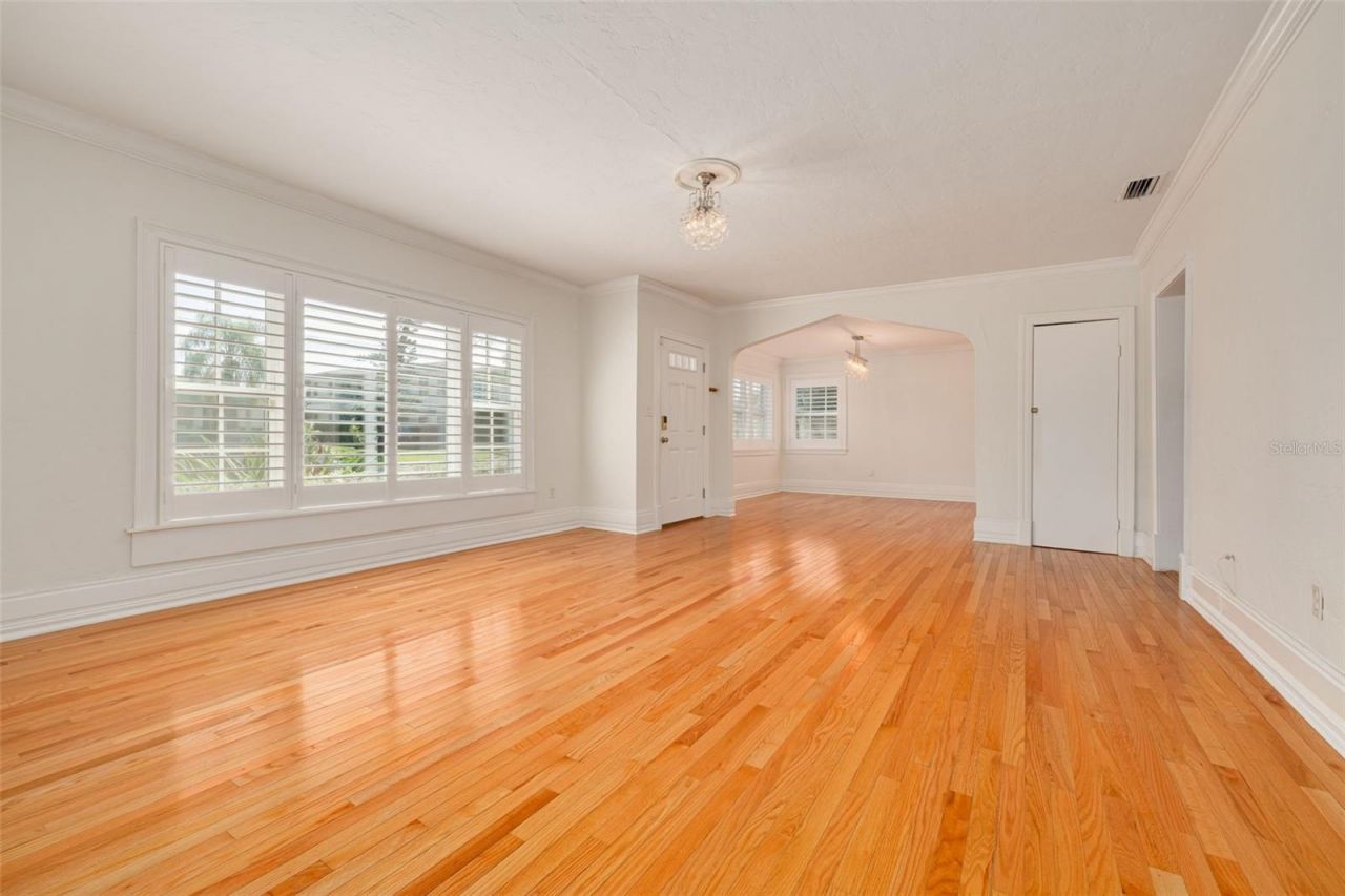 333 30th Avenue N, Saint Petersburg, FL 33704 Photo