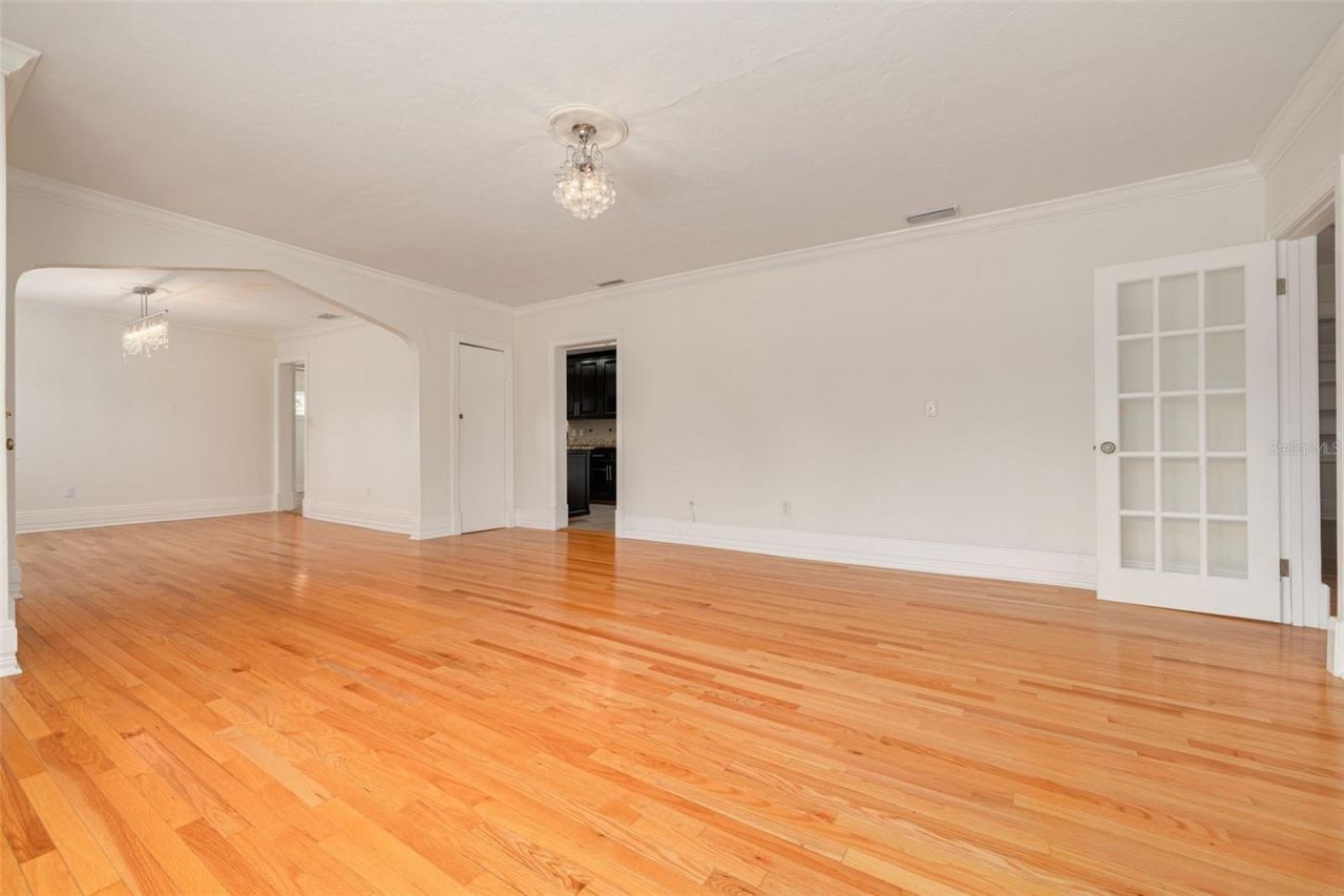 333 30th Avenue N, Saint Petersburg, FL 33704 Photo