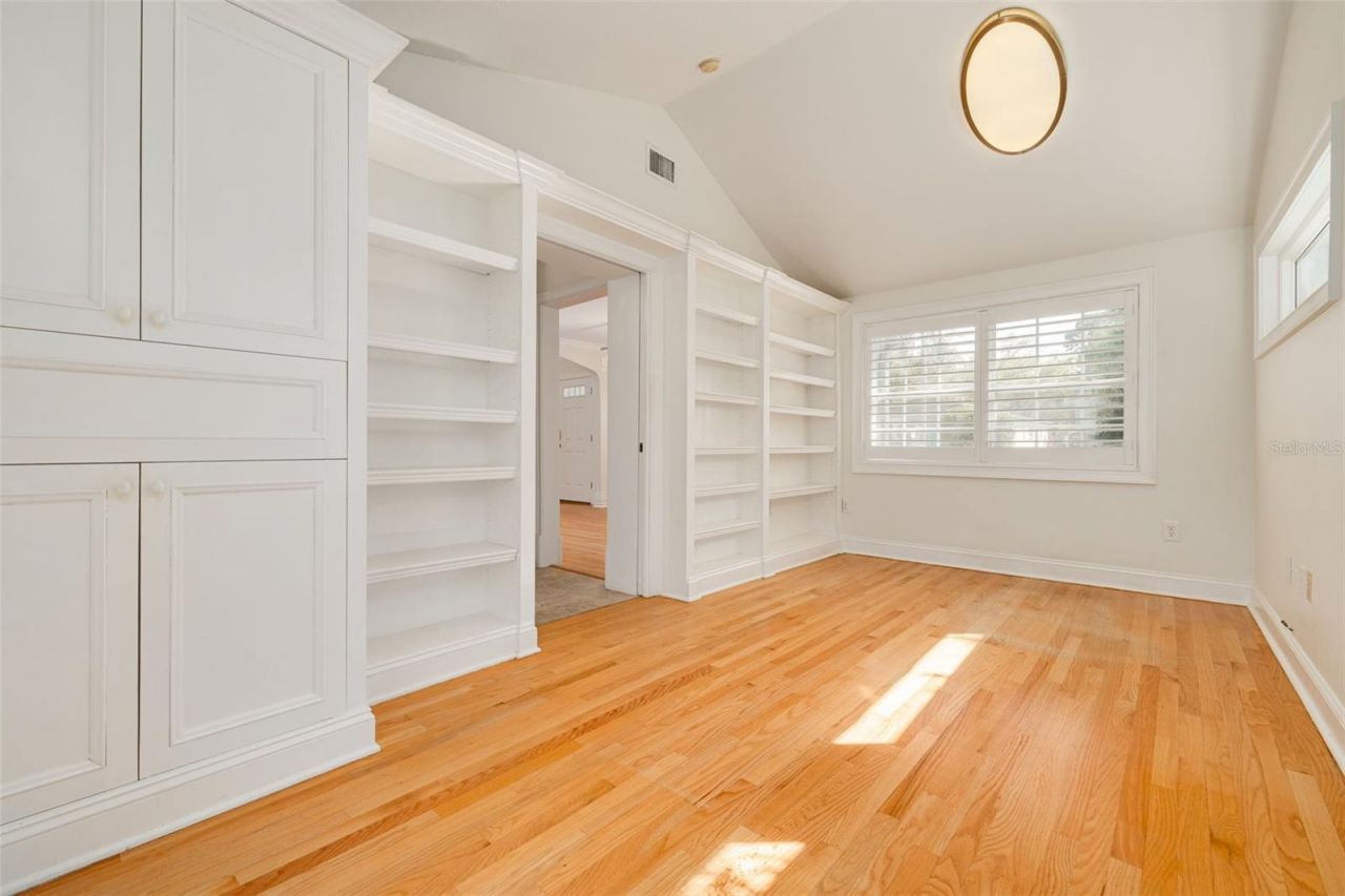 333 30th Avenue N, Saint Petersburg, FL 33704 Photo