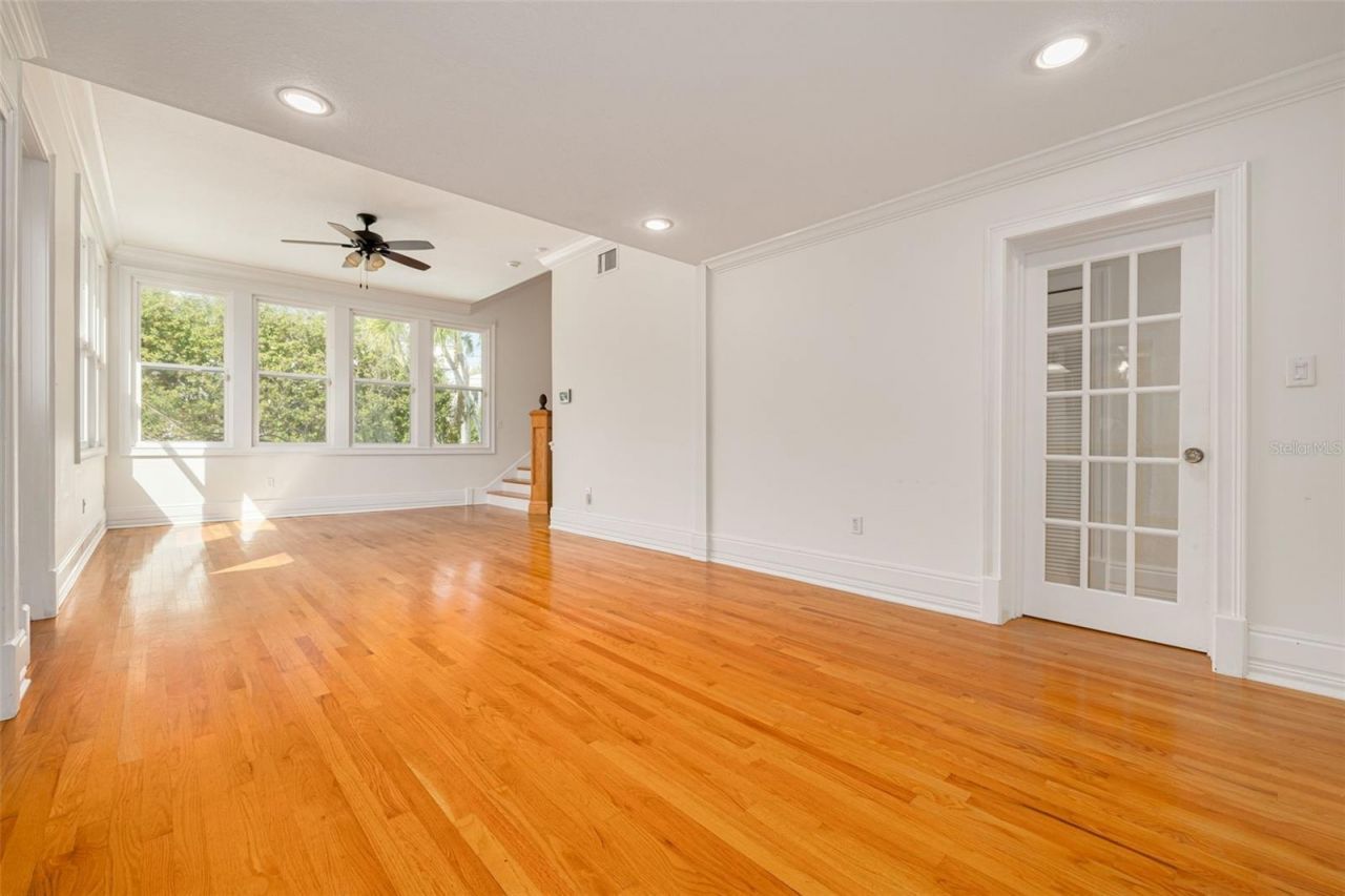 333 30th Avenue N, Saint Petersburg, FL 33704 Photo